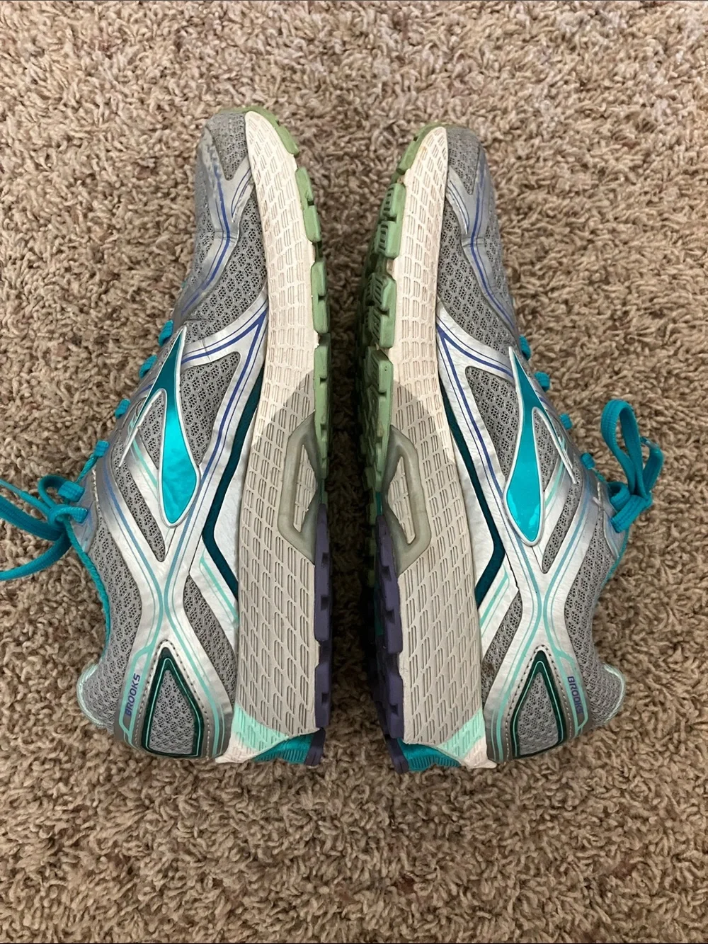 Brooks GTS-16